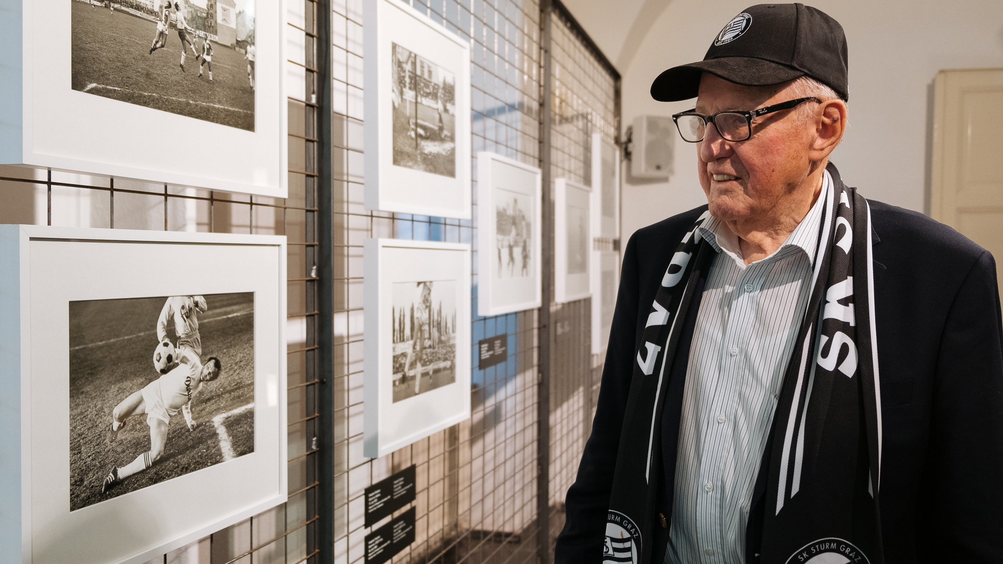 Foto: Herwig Brandstetter bei der Eröffnung von "Die Gruabn", 2019 © Lena Prehal